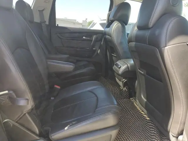 2014 CHEVROLET TRAVERSE LT  