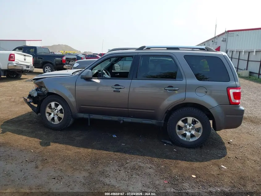 2011 FORD ESCAPE LIMITED