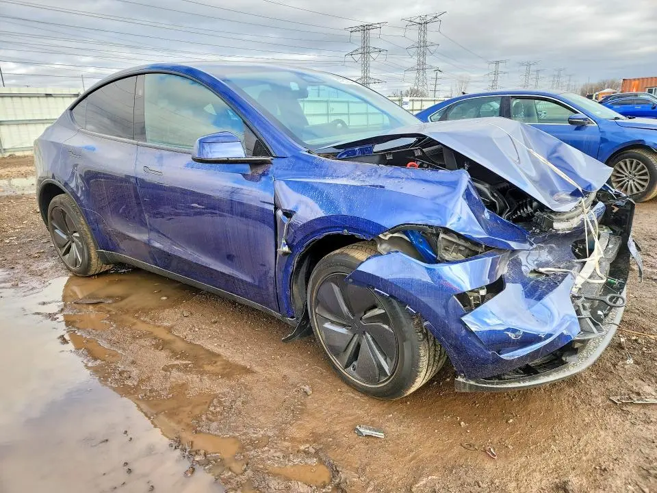 2026 TESLA MODEL Y   