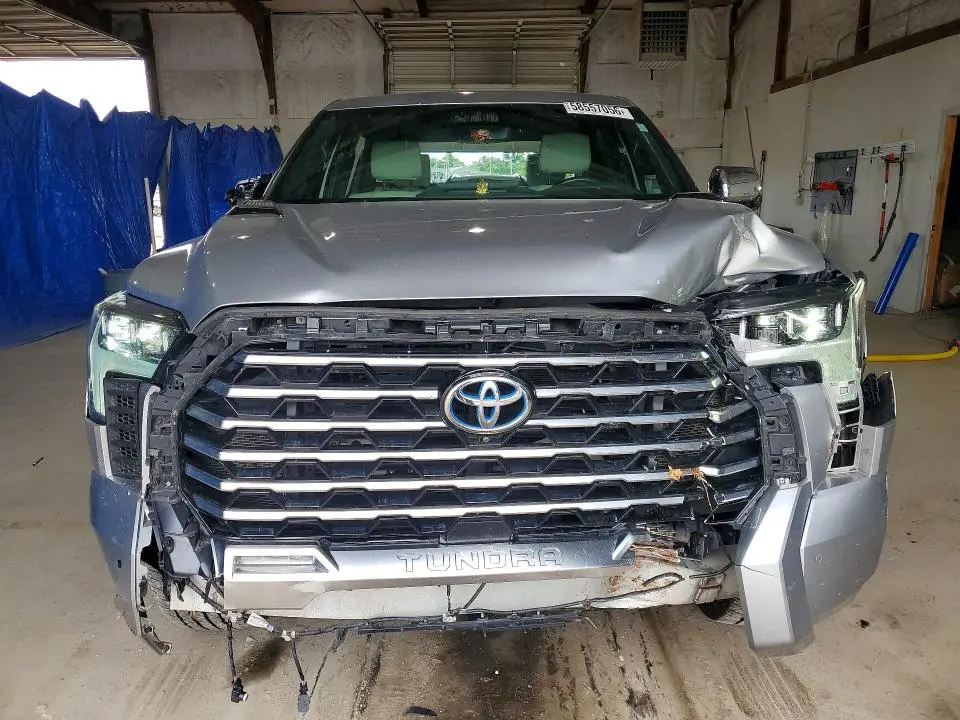 2023 TOYOTA TUNDRA CREWMAX CAPSTONE  