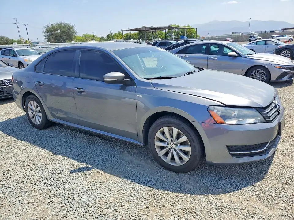 2014 VOLKSWAGEN PASSAT S  