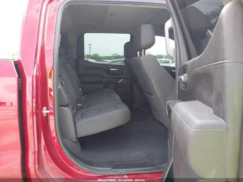 2021 CHEVROLET SILVERADO 1500 4WD  SHORT BED RST