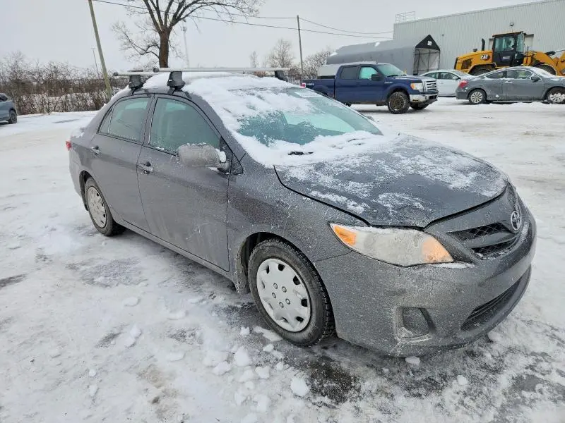 2013 TOYOTA COROLLA BASE  