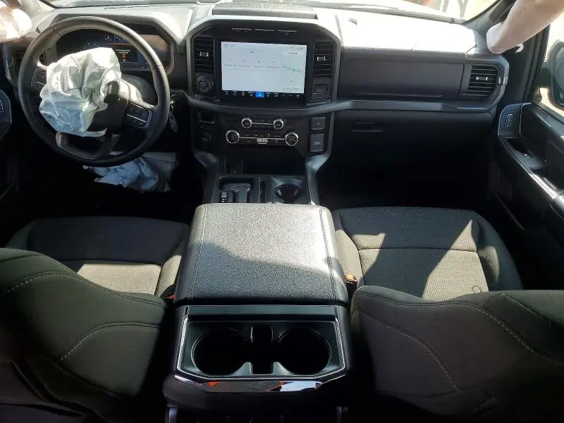 2024 FORD F150 XLT  