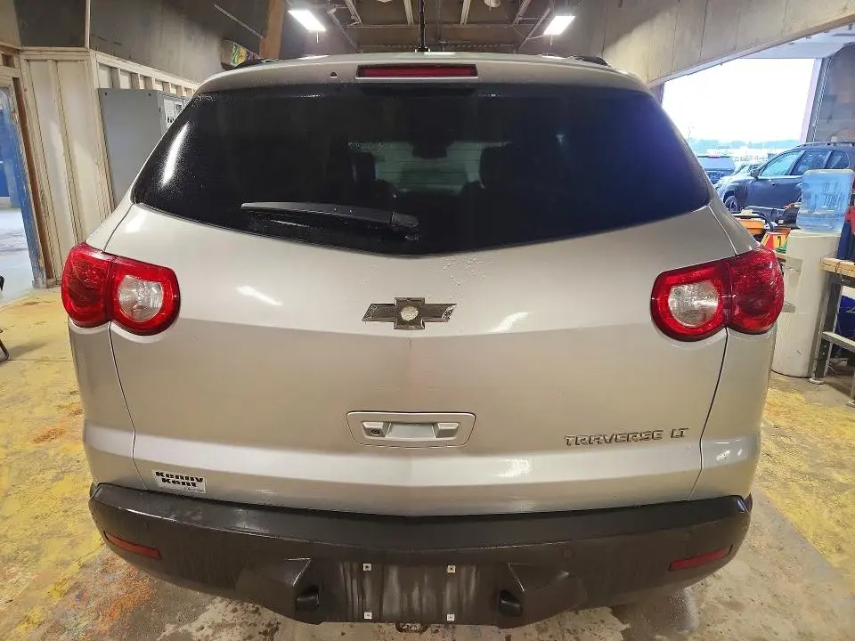 2012 CHEVROLET TRAVERSE LT  