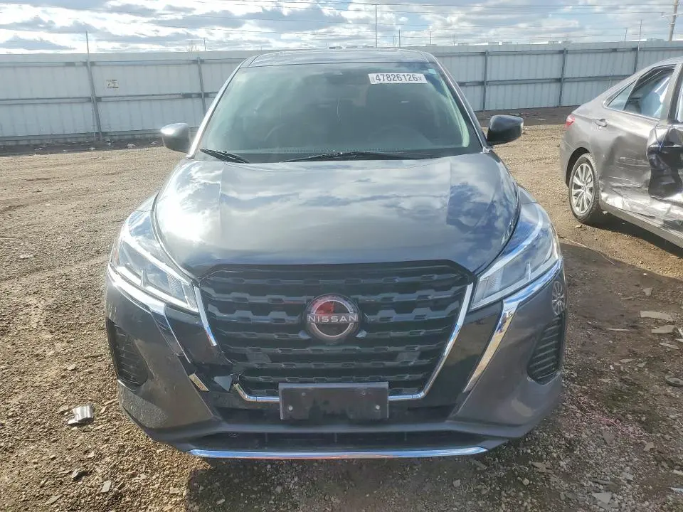 2023 NISSAN KICKS S  