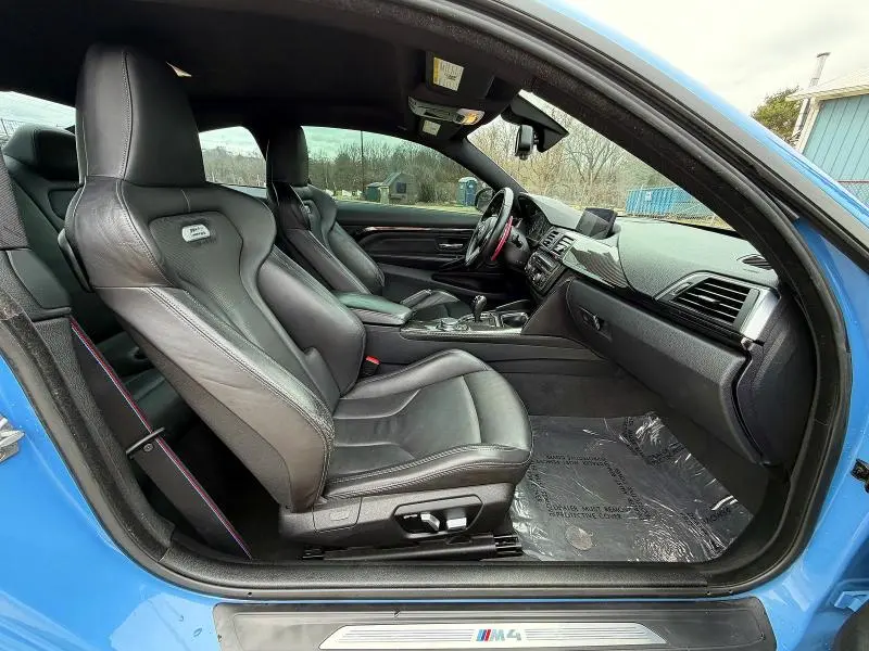 2017 BMW M4   