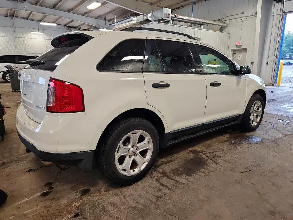 2013 FORD EDGE SE  