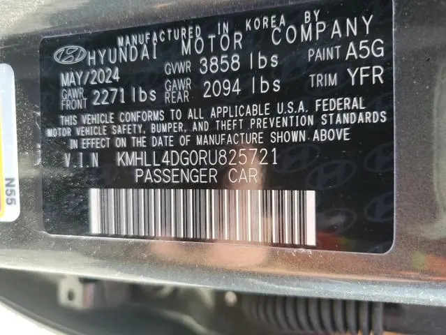 2024 HYUNDAI ELANTRA SE  