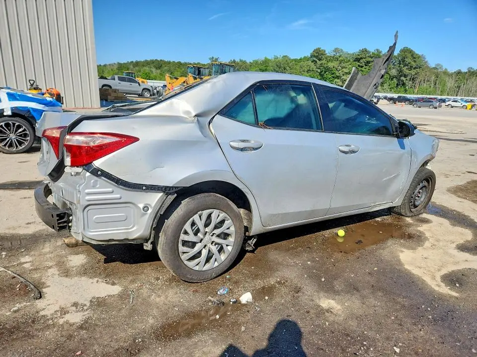2018 TOYOTA COROLLA LE  