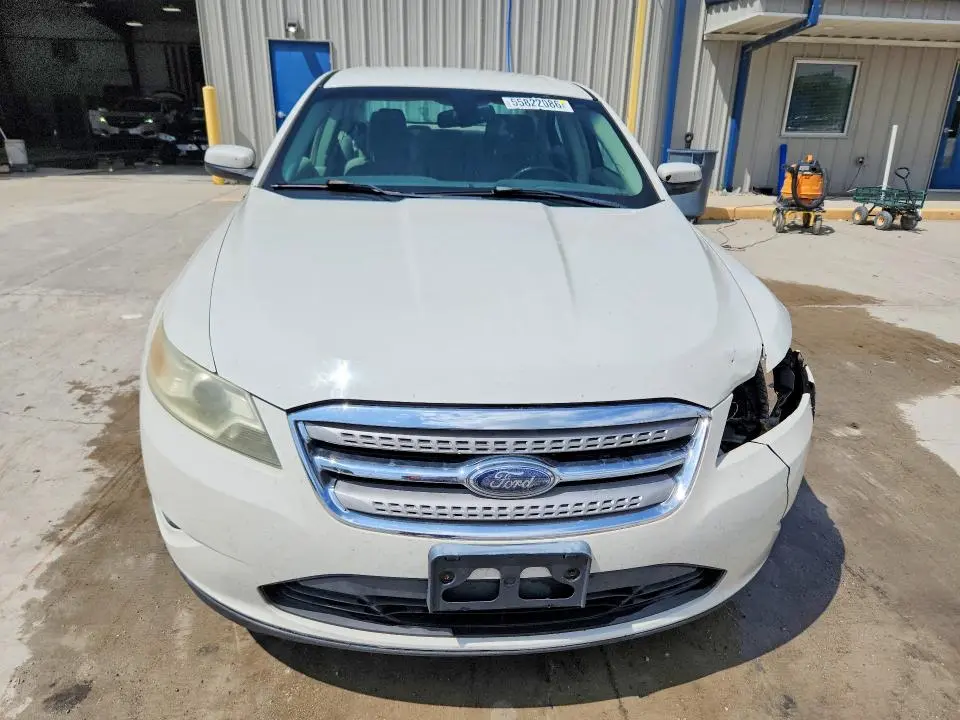 2010 FORD TAURUS SEL  