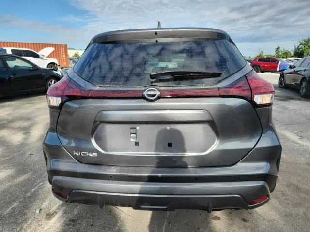 2024 NISSAN KICKS S  