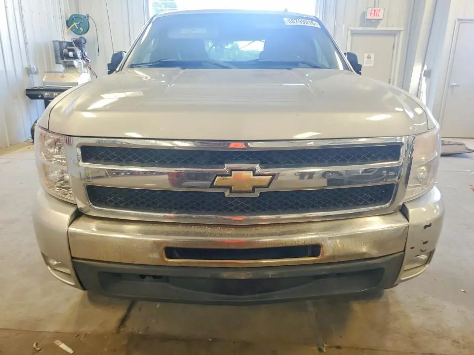 2011 CHEVROLET SILVERADO K1500 LT  