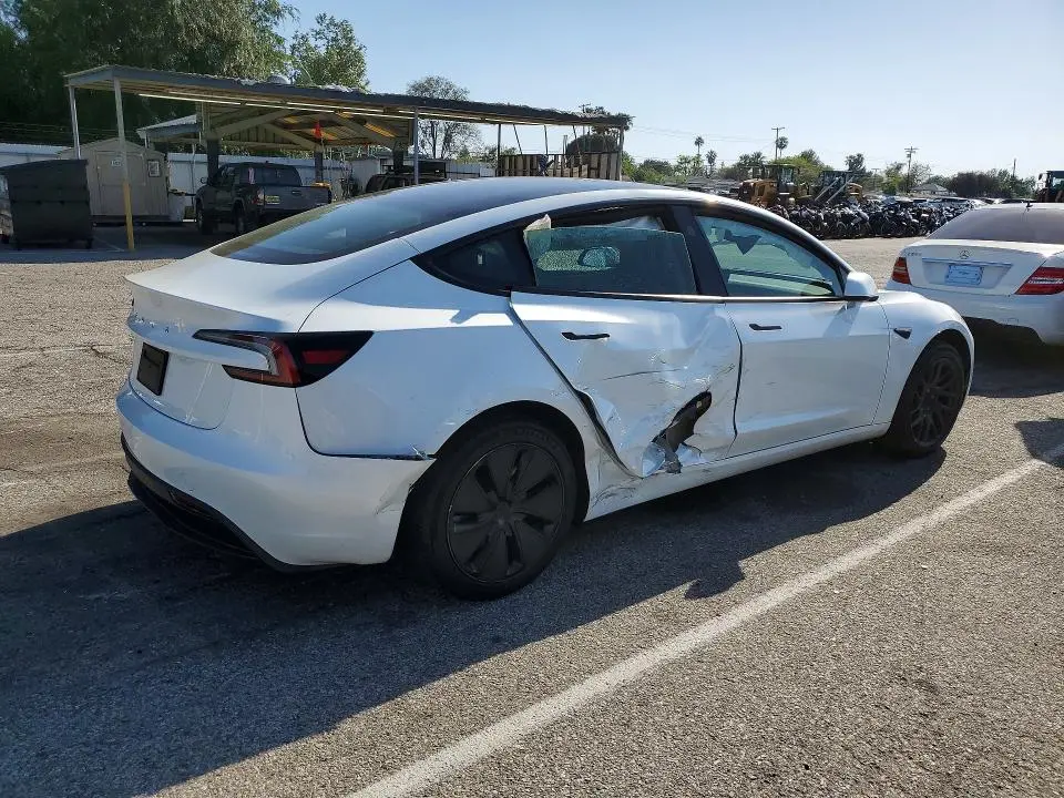 2025 TESLA MODEL 3   