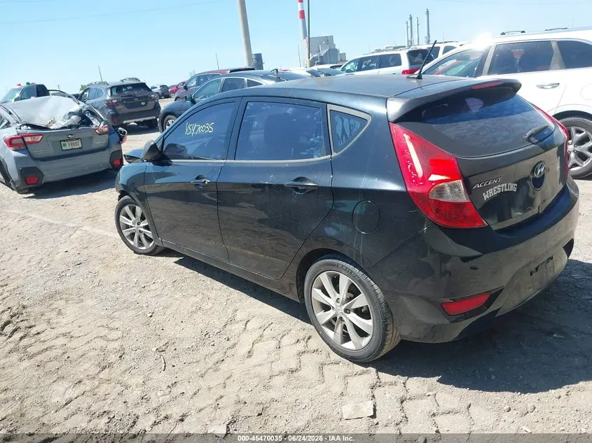 2012 HYUNDAI ACCENT SE