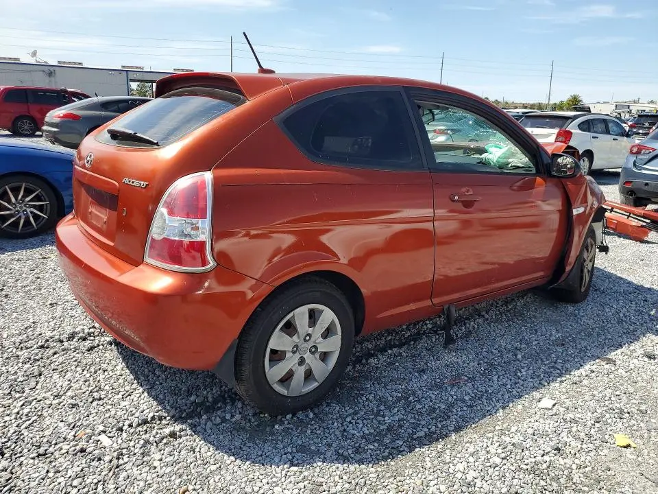 2010 HYUNDAI ACCENT GS  