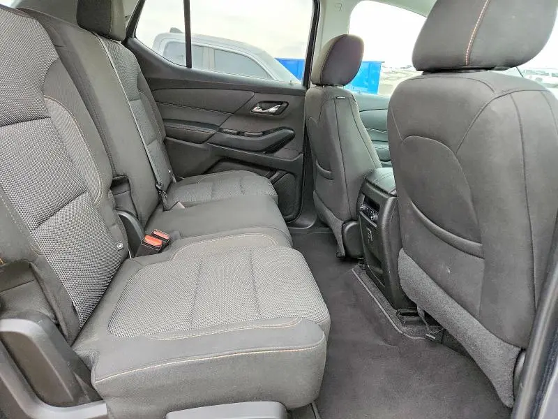 2019 CHEVROLET TRAVERSE LS  