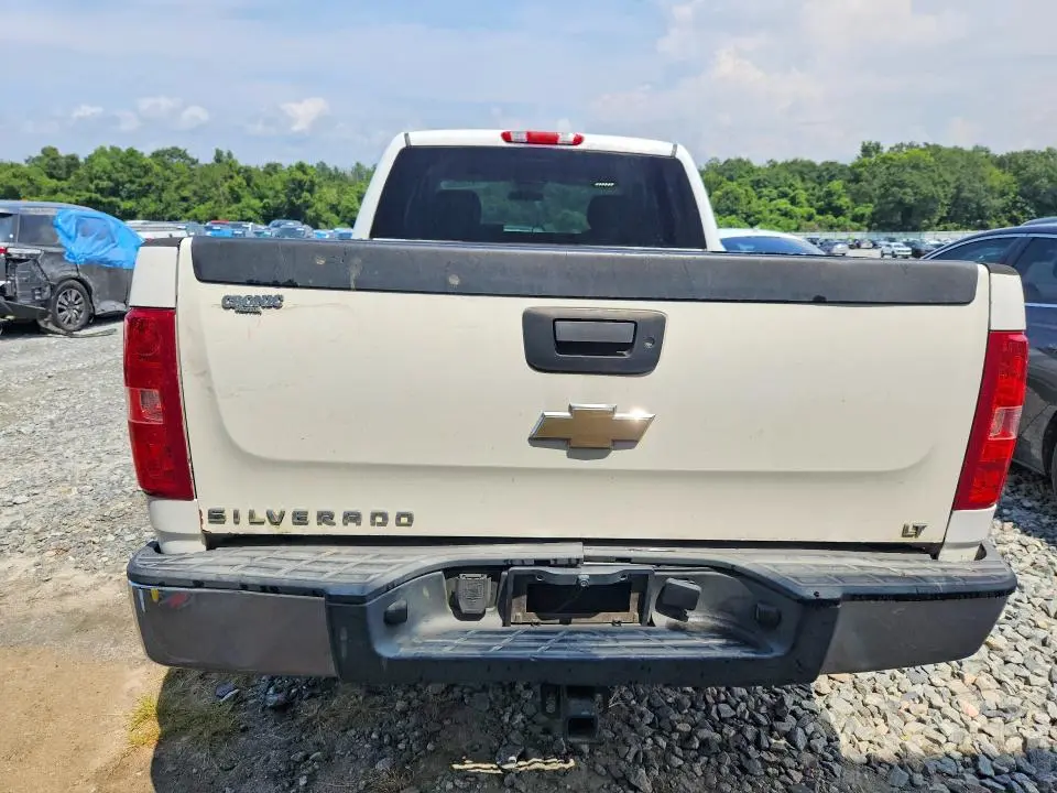 2011 CHEVROLET SILVERADO C1500 LS  
