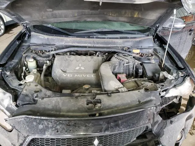 2010 MITSUBISHI OUTLANDER XLS  