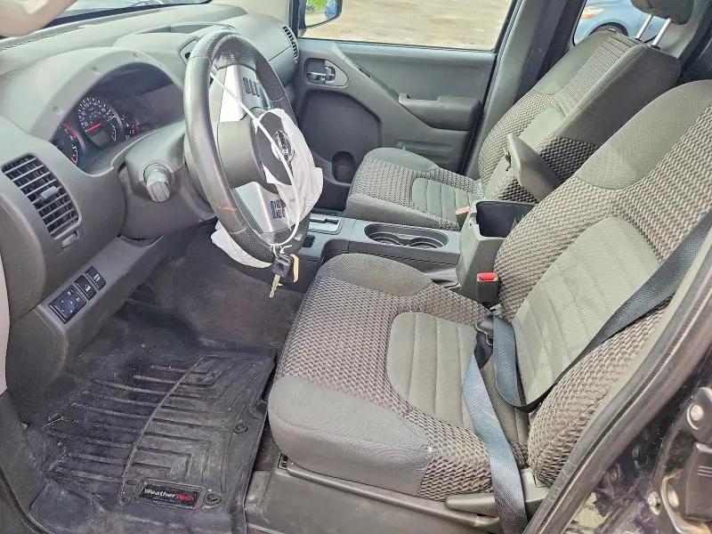2016 NISSAN FRONTIER SV V6  