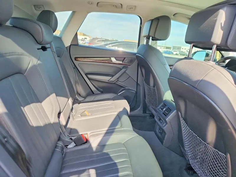 2020 AUDI Q5 PREMIUM/TITANIUM PREMIUM  
