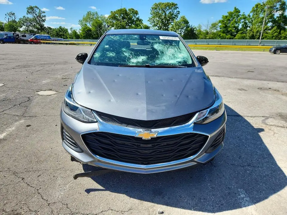 2019 CHEVROLET CRUZE LT  
