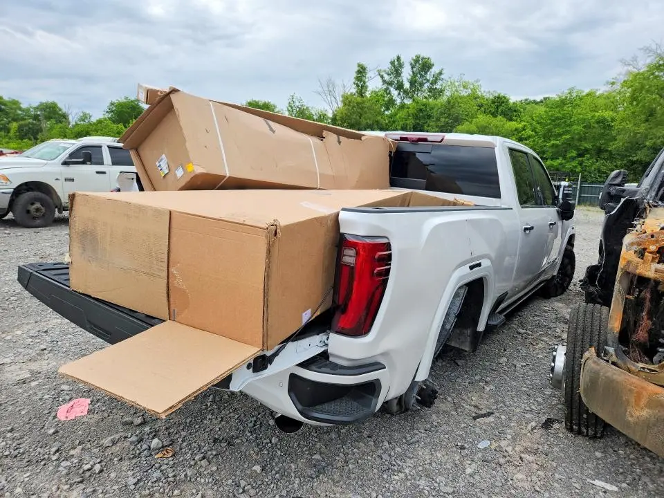 2025 GMC SIERRA K2500 DENALI ULTIMATE  