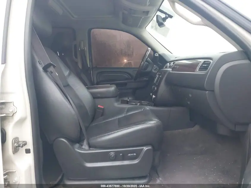 2011 GMC YUKON XL 1500 DENALI