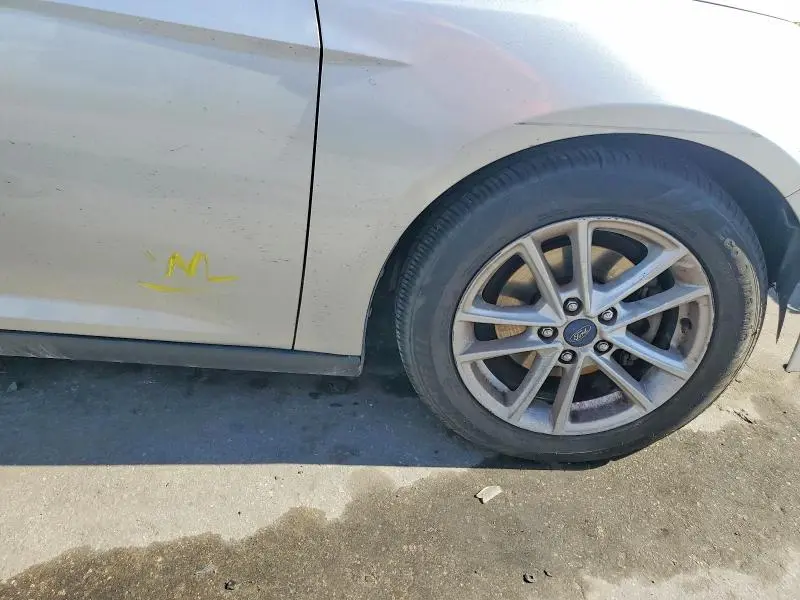 2017 FORD FOCUS SE  