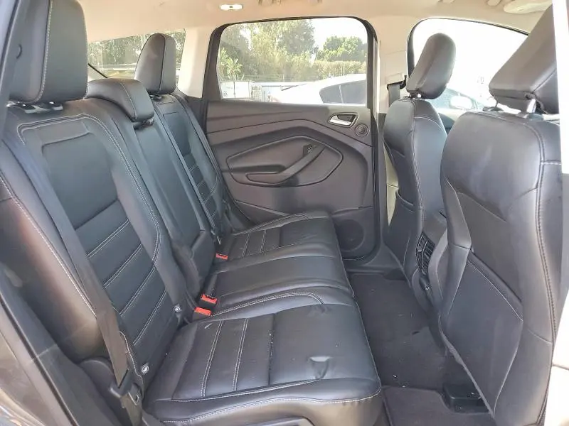 2019 FORD ESCAPE TITANIUM  