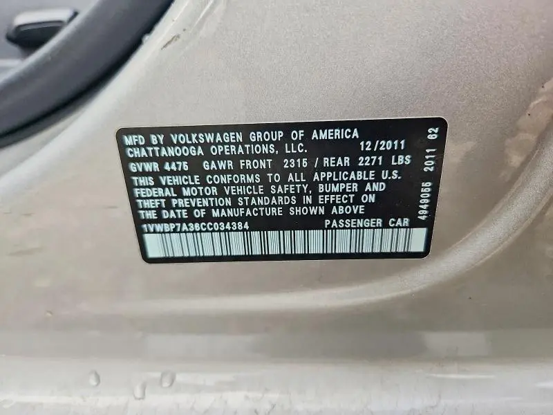 2012 VOLKSWAGEN PASSAT SE  