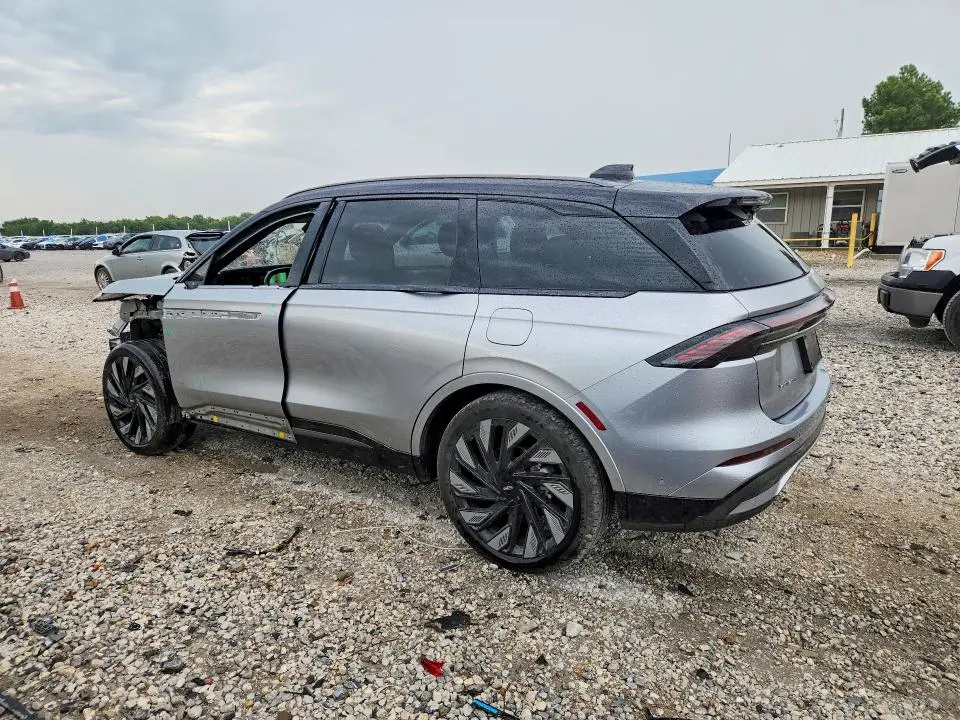 2024 LINCOLN NAUTILUS RESERVE  