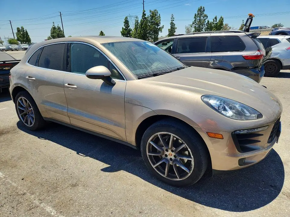 2017 PORSCHE MACAN S  