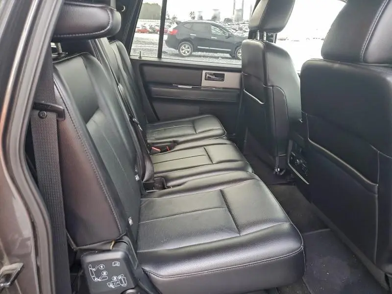 2016 FORD EXPEDITION EL XLT  