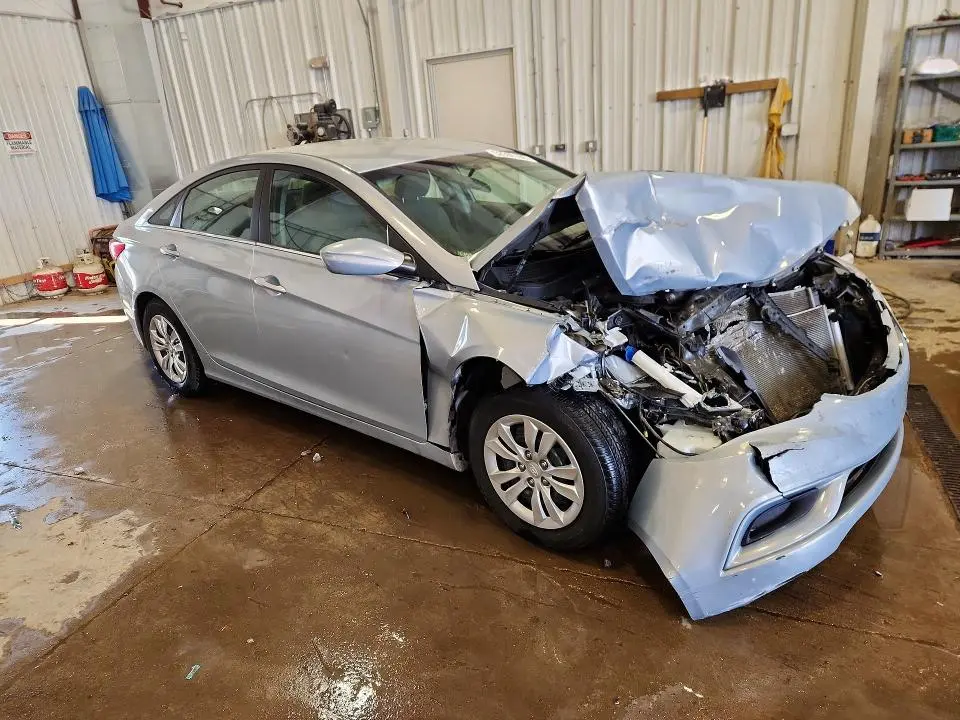 2011 HYUNDAI SONATA GLS  