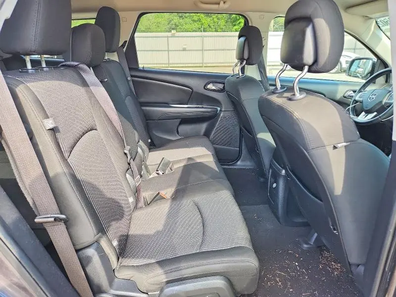 2020 DODGE JOURNEY SE  