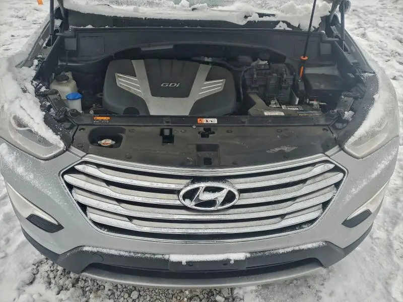 2016 HYUNDAI SANTA FE SE  