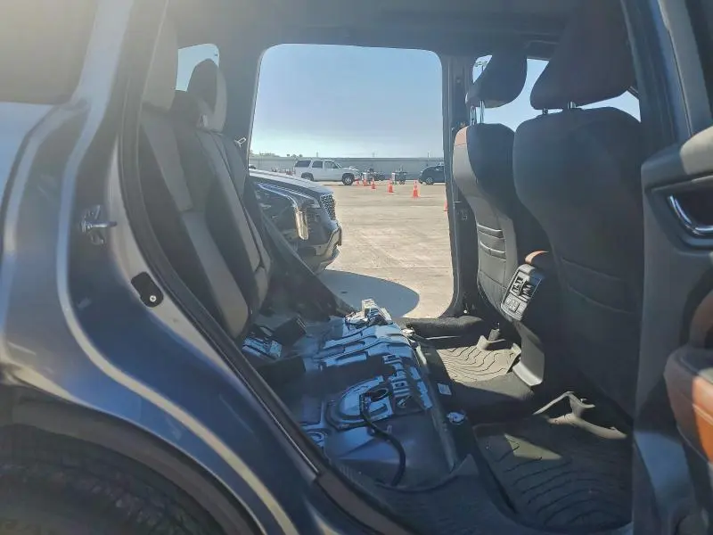 2025 SUBARU FORESTER TOURING  