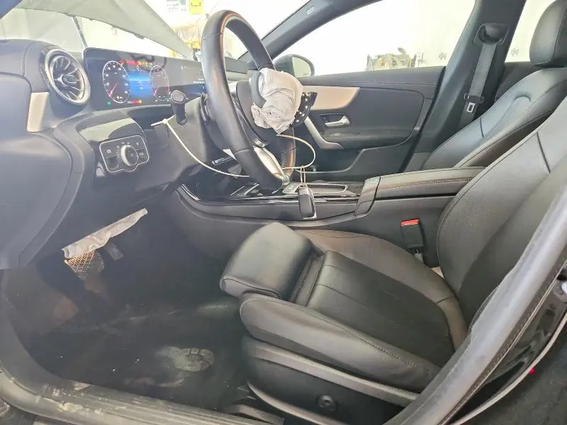 2025 MERCEDES-BENZ CLA 250 4MATIC  