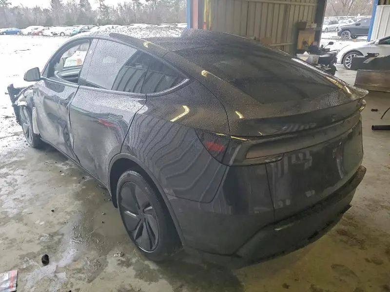 2026 TESLA MODEL Y   