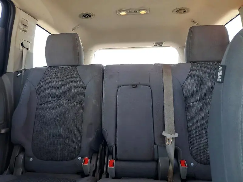 2014 CHEVROLET TRAVERSE LS  