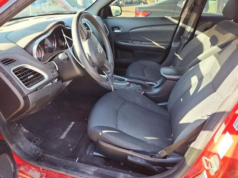 2013 DODGE AVENGER SE  