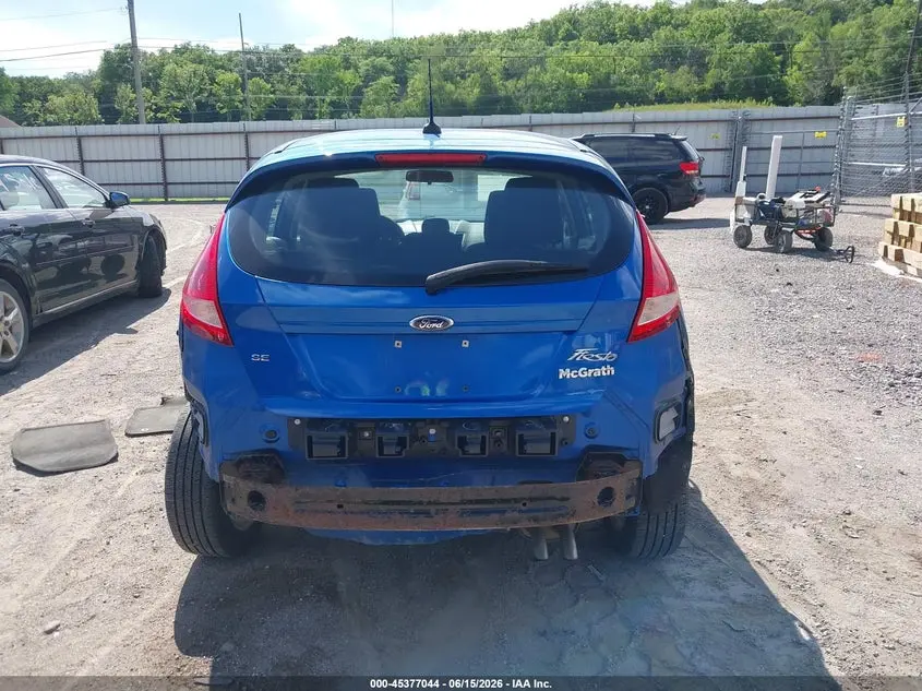 2011 FORD FIESTA SE
