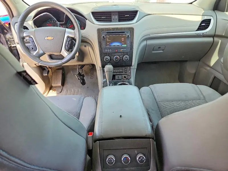 2015 CHEVROLET TRAVERSE LT  