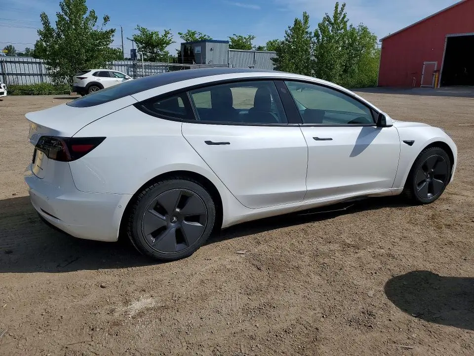2022 TESLA MODEL 3   