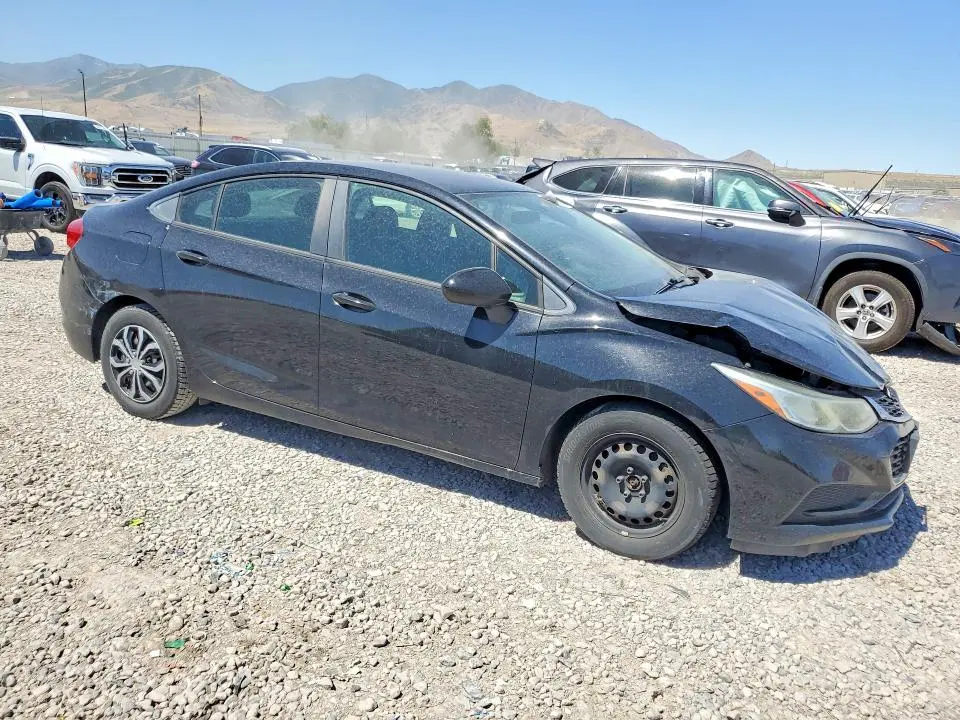 2017 CHEVROLET CRUZE LS  