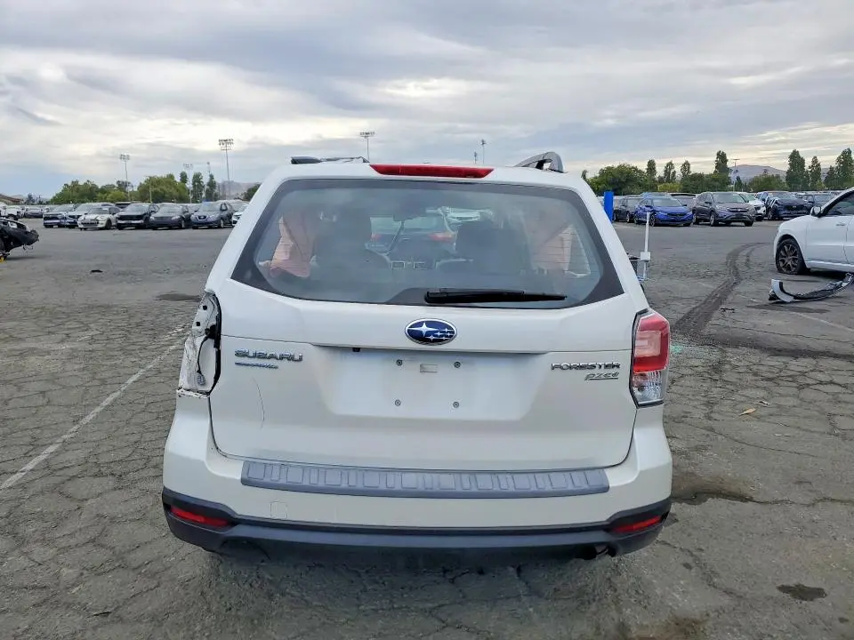 2017 SUBARU FORESTER 2.5I  