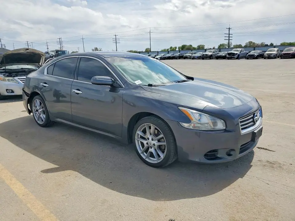 2013 NISSAN MAXIMA 3.5 S  