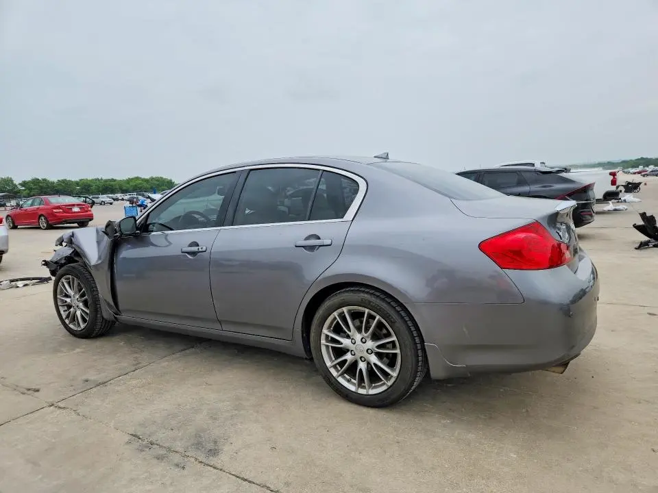2011 INFINITI G37 BASE  
