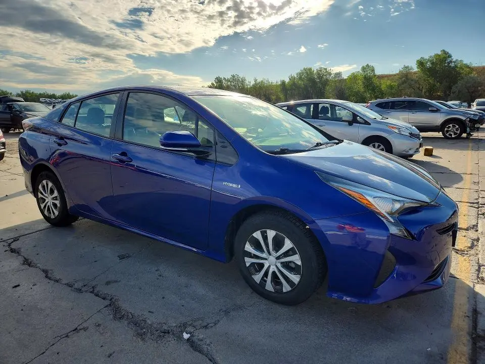2016 TOYOTA PRIUS TWO ECO  